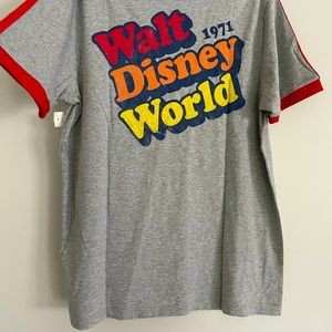 New Vintage Walt Disney World 1971 Circa Disney Parks Logo Men's T-Shirt Size L